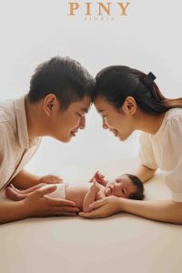 studio-chup-anh-newborn-so-sinh-tai-nha-hoc-mon-2